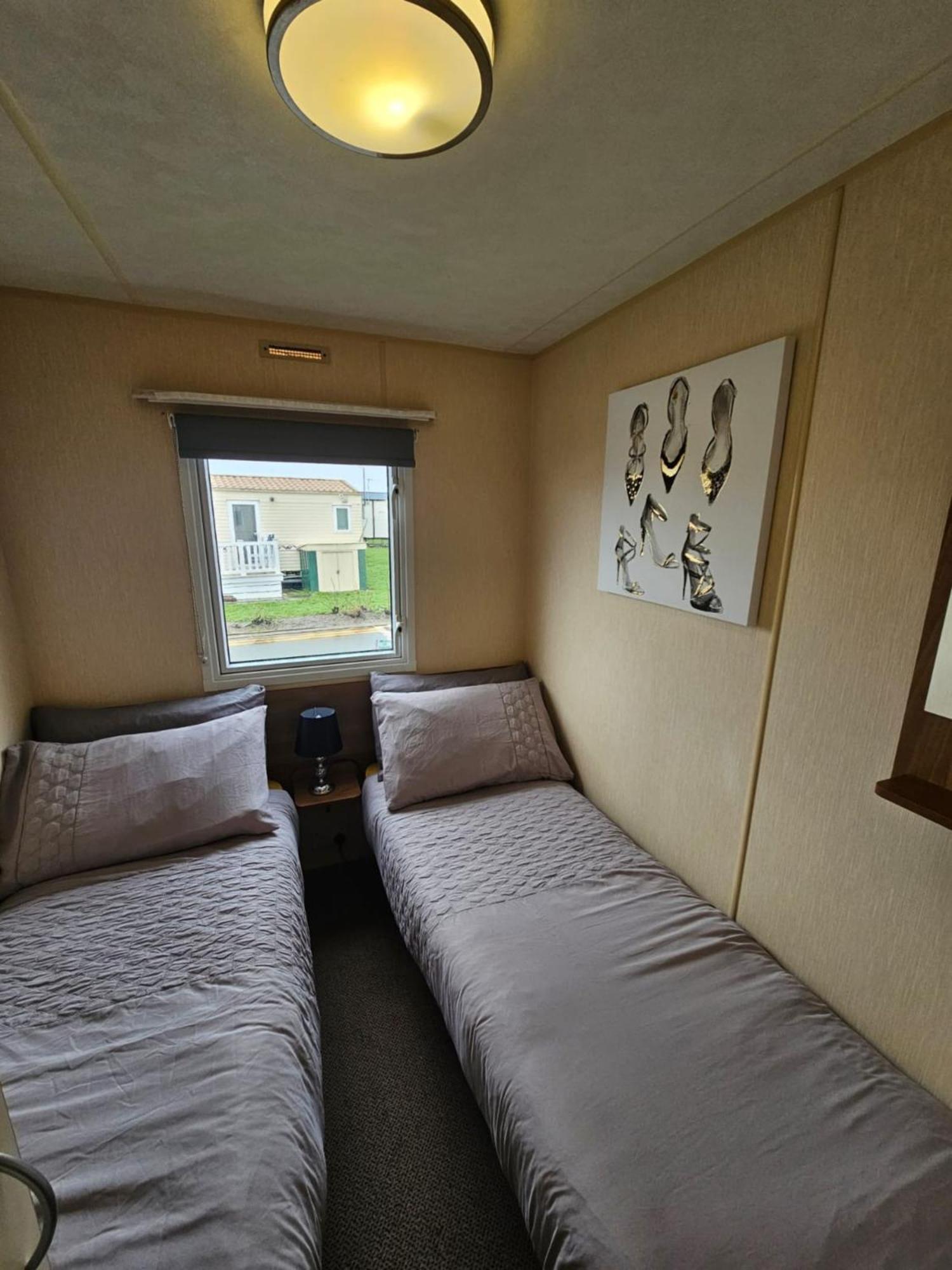 ריל Golden Sands 8 Berth Cosy Caravan מראה חיצוני תמונה
